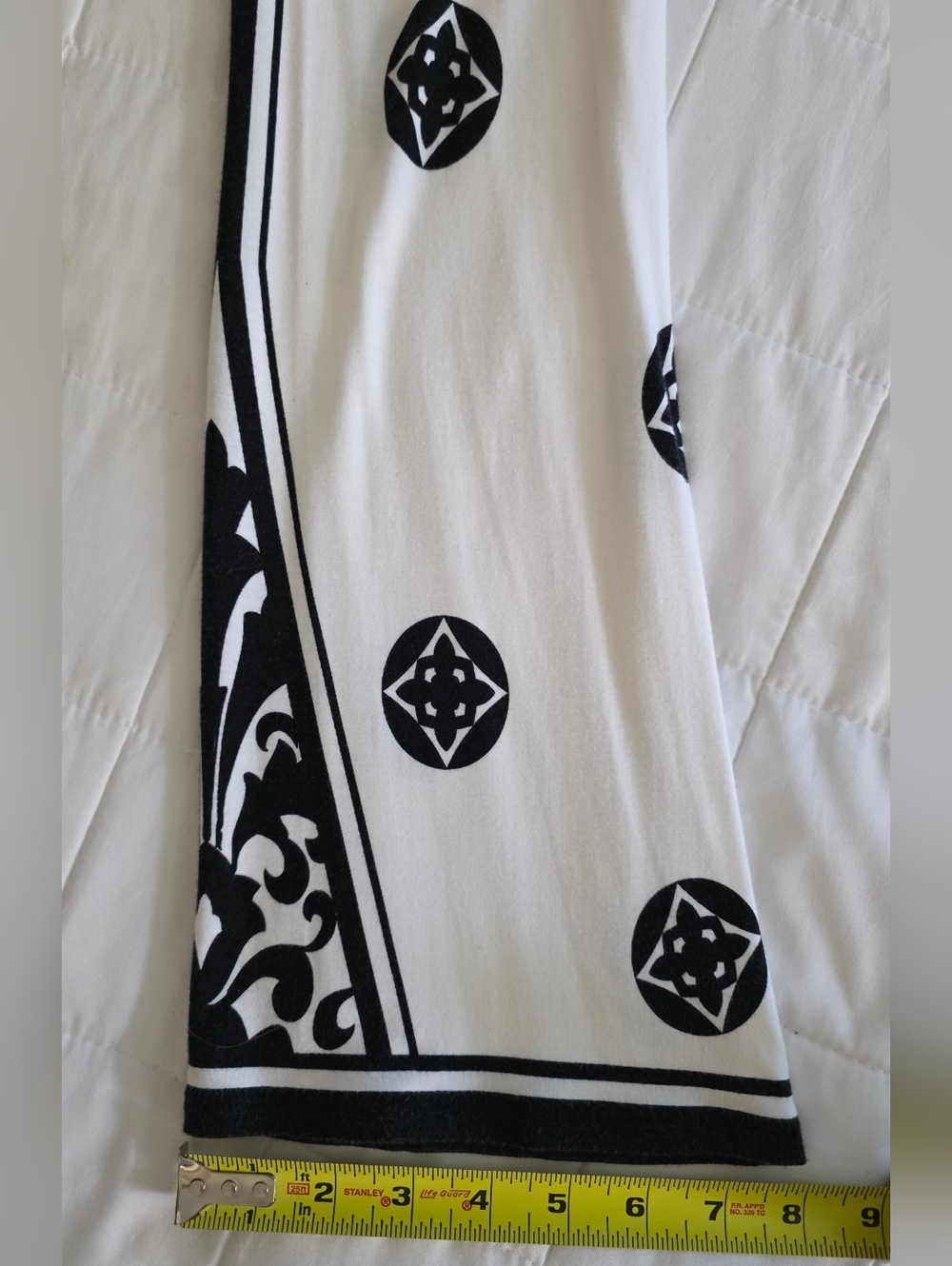 INC International Concepts Black and White Medallion Long Sleeve Top - Picture 7 of 7